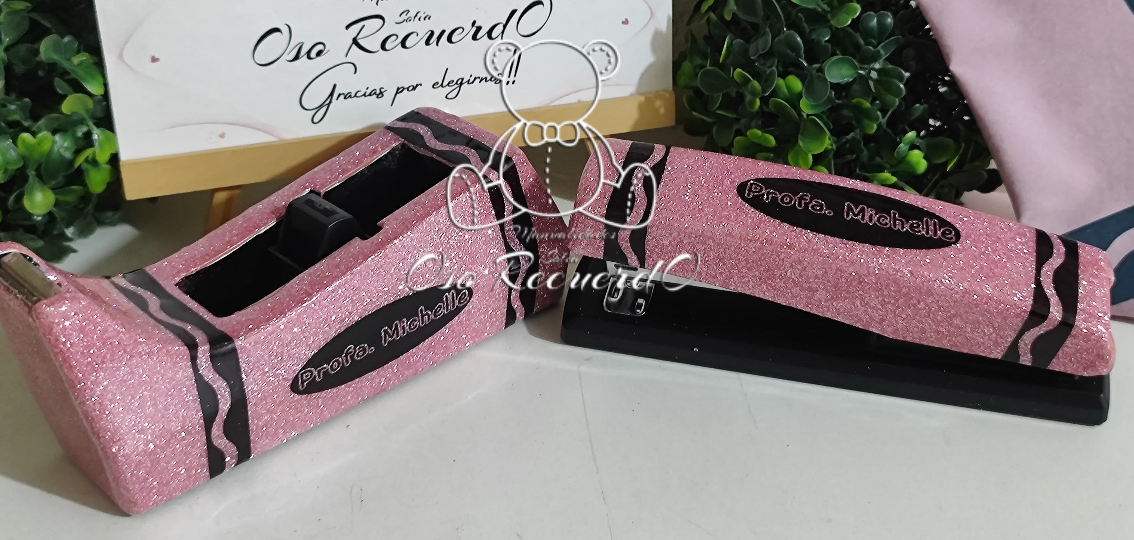 Despachador de cinta y grapadora